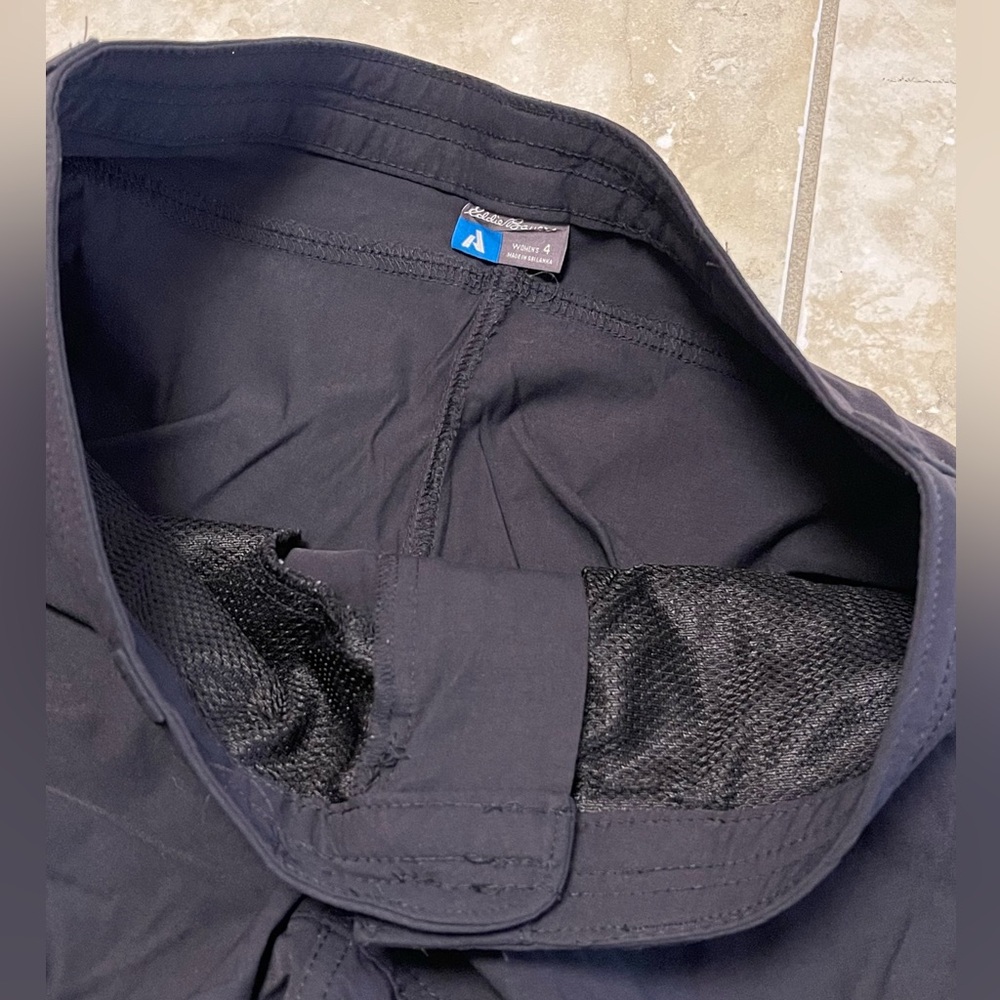 Eddie Bauer Capri Women's 4 Black Cropped Pants First Ascent Nylon Cargo Pocket - Picture 12 of 15